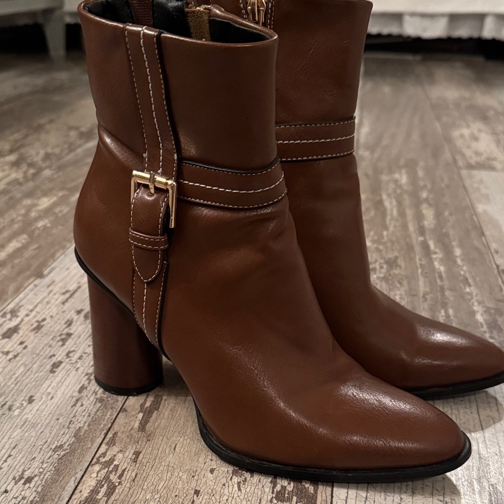 Chic Brown vegan Leather Heeled Boots